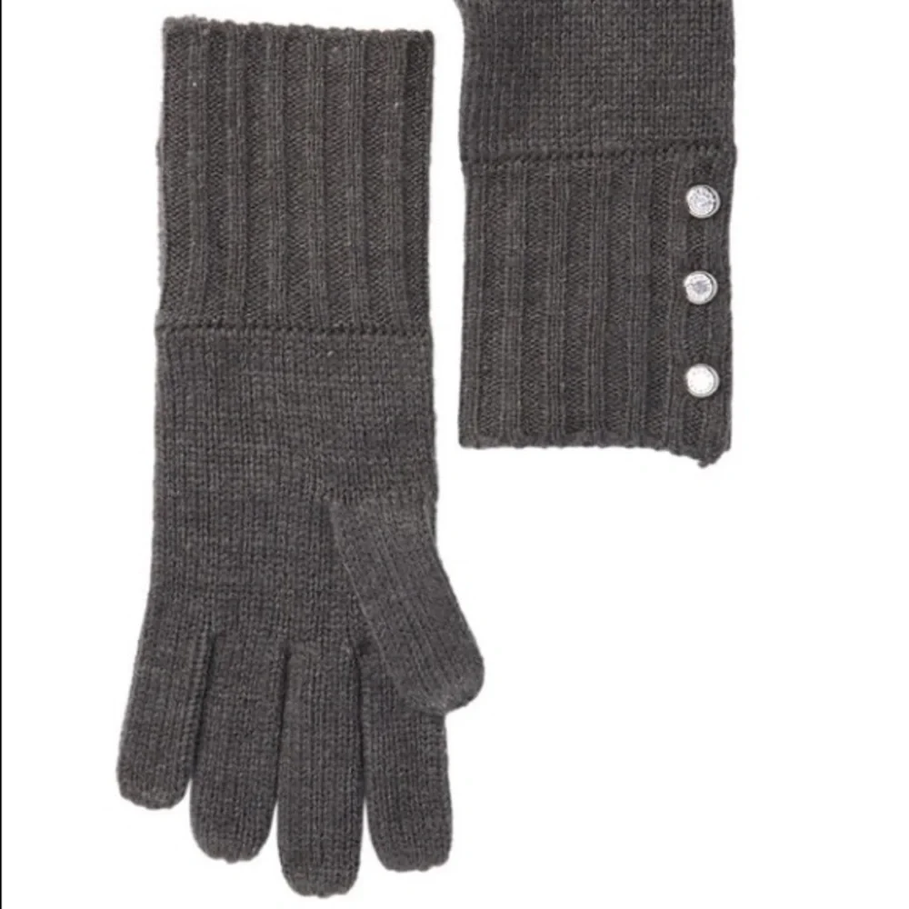 Michael Kors Button Detail Gloves